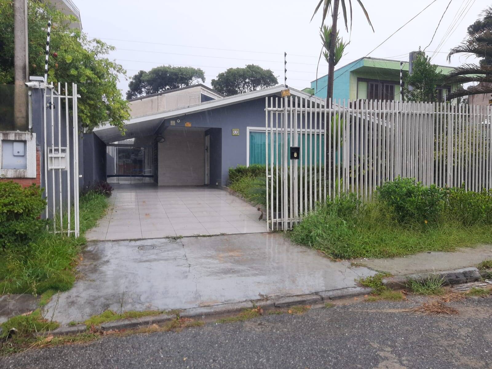 #561 - Casa para Venda em Curitiba - PR