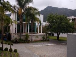 #479 - Casa em condomínio para Venda em Balneário Camboriú - SC